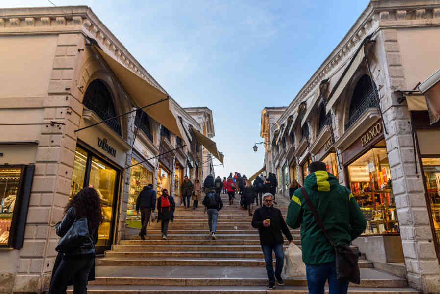 Italia - Venecia 113 - puente del Rialto.jpg